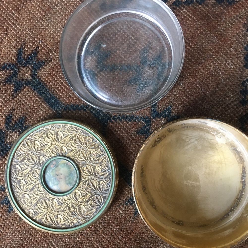 Vintage Apollo gold powder vanity tin